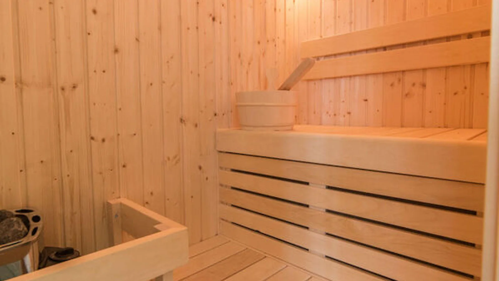 De sauna op de eerste verdieping van het appartement bij Dormio Maastricht